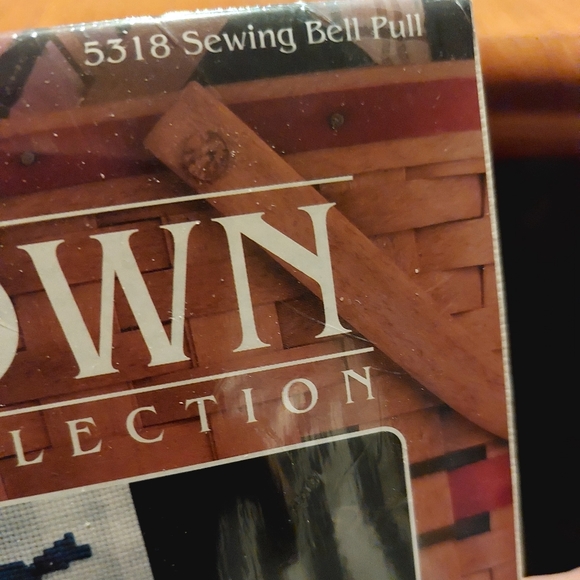 Hometown Collection cross stitch - Picture 6 of 7